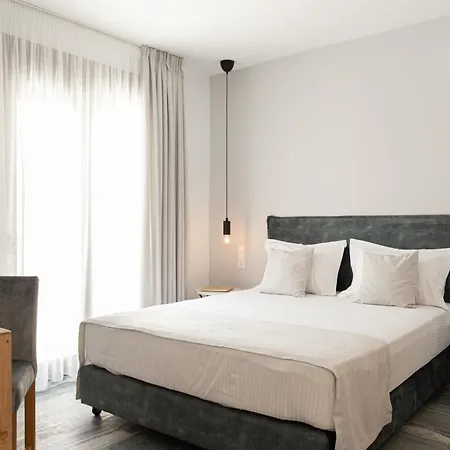 Marble Luxury Hotel *